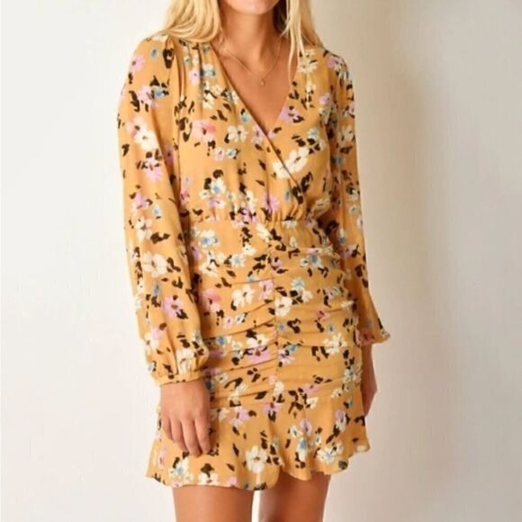 Sanctuary Women's Dreamer Floral-Print Ruched Mini Dress -Cafe Floral size 6 - Picture 5 of 9